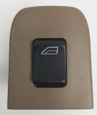 фото thumb №1, Кнопка стекло задняя volvo v90 i 9128414