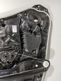 фото thumb №8, Volvo v60 18r- підйомник скло правий задня