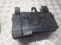 Купити Коробка запобіжників peugeot 107 1.0 12v, фото thumb