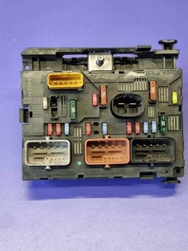 фото thumb №1, Citroen peugeot рамка / модуль предохранителей 9664055480