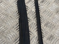 Прокладка кришки багажника tesla model x 104851100c Зі Шроту, фото thumb