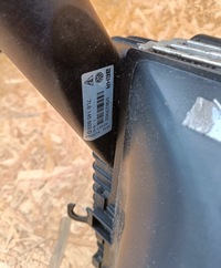 фото thumb №6, Porsche cayenne 3.0d 7p5 левый интеркулер kompletny демонтаж 7l6177335