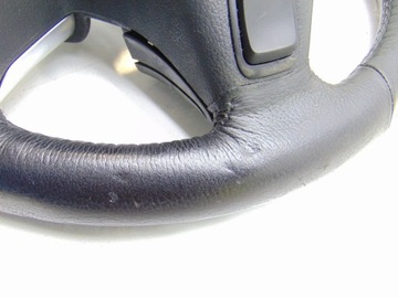 фото thumb №13, Руль чёрная кожа мульти лепестки mercedes ml w164 w251 a1644605103