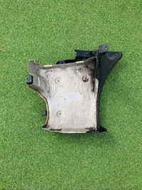 фото thumb №1, Porsche 991 напрямна захист теплова ліва