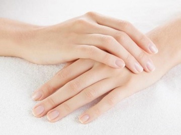Oliwka do paznokci skórek SILCARE odżywka 15ml