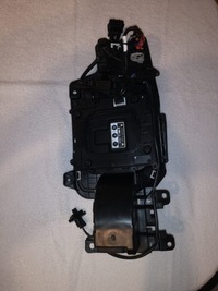 фото thumb №9, Кришка роз'єм заряджання hyundai kona electric lift 20- ідеальний стан