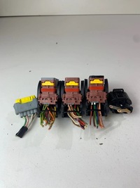 фото thumb №5, Разъёмы штекер колодка коробка предохранителей bsm l11 peugeot 207