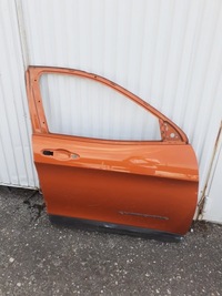 фото thumb №1, Передні праве двері jeep cherokee 2014-2020