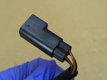 фото thumb №10, Датчик давления кондиционера ford 95gw19d566aa