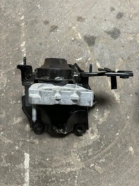 фото thumb №1, Подушка кронштейн двигуна toyota yaris cross kross 2022 w-wa