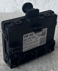 фото thumb №1, Модуль двері 85e959794 audi