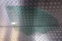 фото thumb №1, Audi a1 82a - скло двері права 82g845202