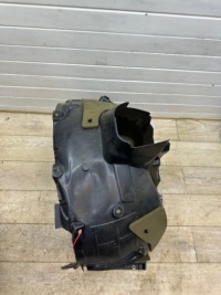 фото thumb №1, Підкрилок передні перед правий citroen c5 aircross 9827397680 оригінал