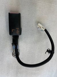 фото thumb №1, Кліпса поперечина ліва перед hyundai i10 ii 13r-