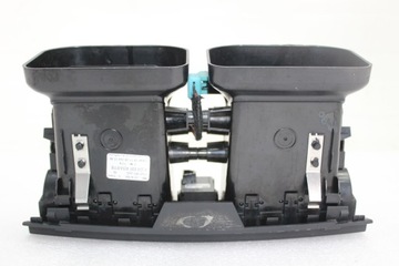 фото thumb №13, Mercedes c класс w204 решётка средняя воздуховод a2048304054 передний рестайлинг