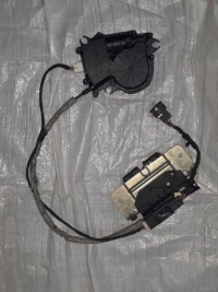 фото thumb №1, Bmw x6 f16 f86 замок доводчик крышки задний задняя