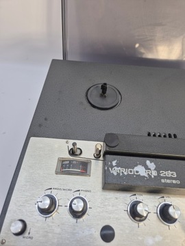 Magnetofon szpulowy Uher MAGNETOFON SZPULOWY UHER VARIOCORD 263 STEREO