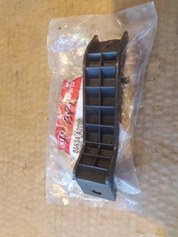 фото thumb №1, Направляющая кронштейн бампера задняя kia ceed ii 2012-2018