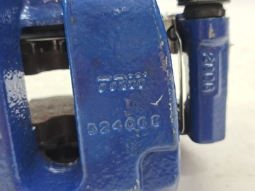 фото thumb №11, Затискачі лівий i праві зад, гальмівні колодки м-пакет bmw 5 g30 g31 52406b 52407b