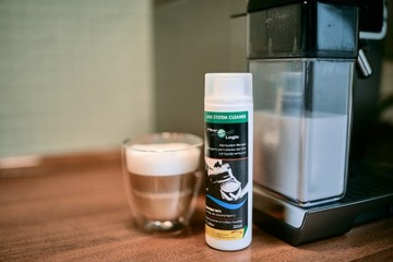 FilterLogic CFL-630 Жидкость для чистки насадок для вспенивания молока 200мл