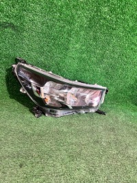 фото thumb №1, Фара правий toyota hilux viii lift звичайний