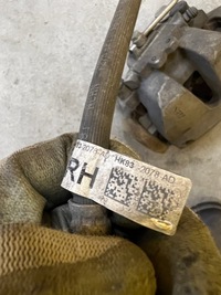 фото thumb №9, Суппорт тормозной перед правые range rover velar l560 jaguar f-pace x761 2.0d