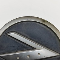 фото thumb №5, Nissan 350z 2007 левая сторона другой эмблема / значок