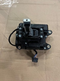 фото thumb №1, Audi домкрат переключения передач 8w1713041g