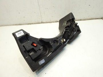 фото thumb №8, Домкрат ключ викрутка вкладка vw passat b6 рестайлінг універсал 3c0012115b 3c0011031b