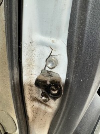 фото thumb №15, Двері праві перед toyota yaris iii 3 2011- версія 3 дверна