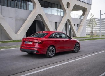 фото thumb №7, Audi a3 8y рестайлинг sedan 1.5 tsi 85kw 2025r четверть левая зад цвет: lx7l