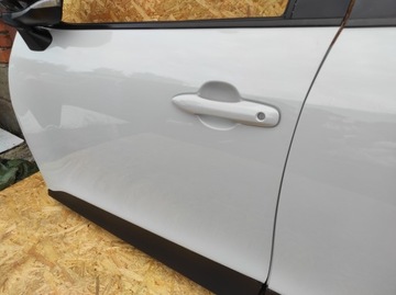 фото thumb №13, Дверь левая передние задние toyota yaris cross 2vf