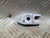 фото thumb №1, Крепление подножка кронштейн впрыска opel zafira c 2.0 cdti b20dth