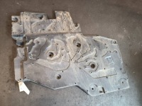 фото thumb №1, Защита подвеска правый задняя 9810609380 peugeot 508 ii