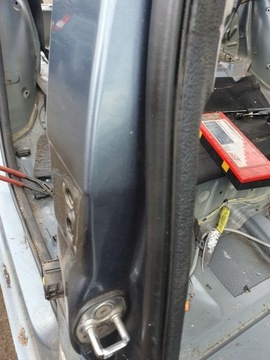 фото thumb №3, Крышка заливка топлива код ezwd 1.6 hdi peugeot 407 sw универсал 04r