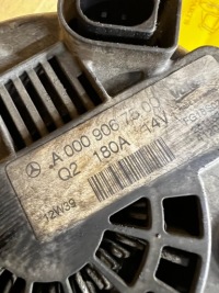 Купити Генератор mercedes cls w218 3.0 cdi, фото thumb