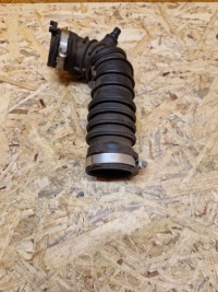 фото thumb №1, Воздухозаборник воздуха renault twingo 3 1.0 165786383r