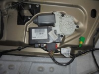 фото thumb №1, Моторчик скло лівий перед lancia phedra 2.2hdi 03r.