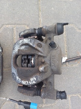 фото thumb №3, Суппорт тормозной зад sprinter 907 910 2.0 cdi 22r