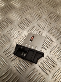 фото thumb №1, Реле dacia spring electric 2022 271502fk0a