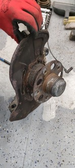 фото thumb №6, Mercedes w203 поворотний кулак ступиця ліва передня