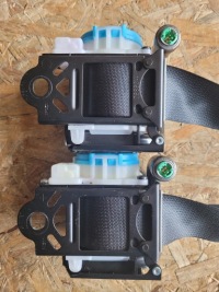 фото thumb №12, Toyota yaris iv 4 приборная панель приборная консоль приборная панель подушка безопасности ремни оригинал fv