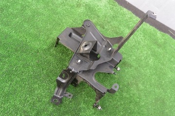 фото thumb №4, Кріплення коробка запобіжників 3.0b maserati quattroporte ghibli levante