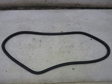 фото thumb №1, Прокладка двері лівий праві зад volvo v40 ii