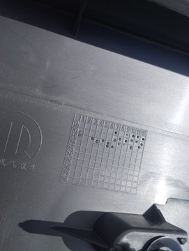 фото thumb №4, Jeep compass обшивка / оббивка задньої кришки багажника