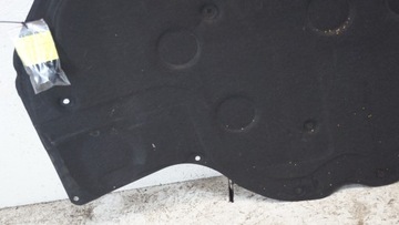 фото thumb №8, Шумоізоляція капота + застібки mercedes c w204