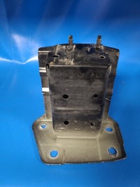 фото thumb №4, Кронштейн підсилення передній бампера правий. nissan leaf 10-17 g5114-3nfm