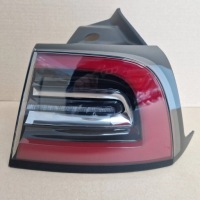 Фара led правый задний  tesla 3 17-23 идеальная Недорого, фото thumb