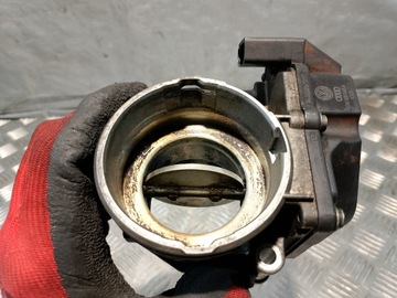 фото thumb №7, Дроссельная заслонка воздуха vw passat b6 2.0tdi 140 km 03g128063a