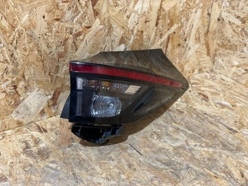 фото thumb №11, Лампа зад задня права toyota yaris cross 23r оригінал європа